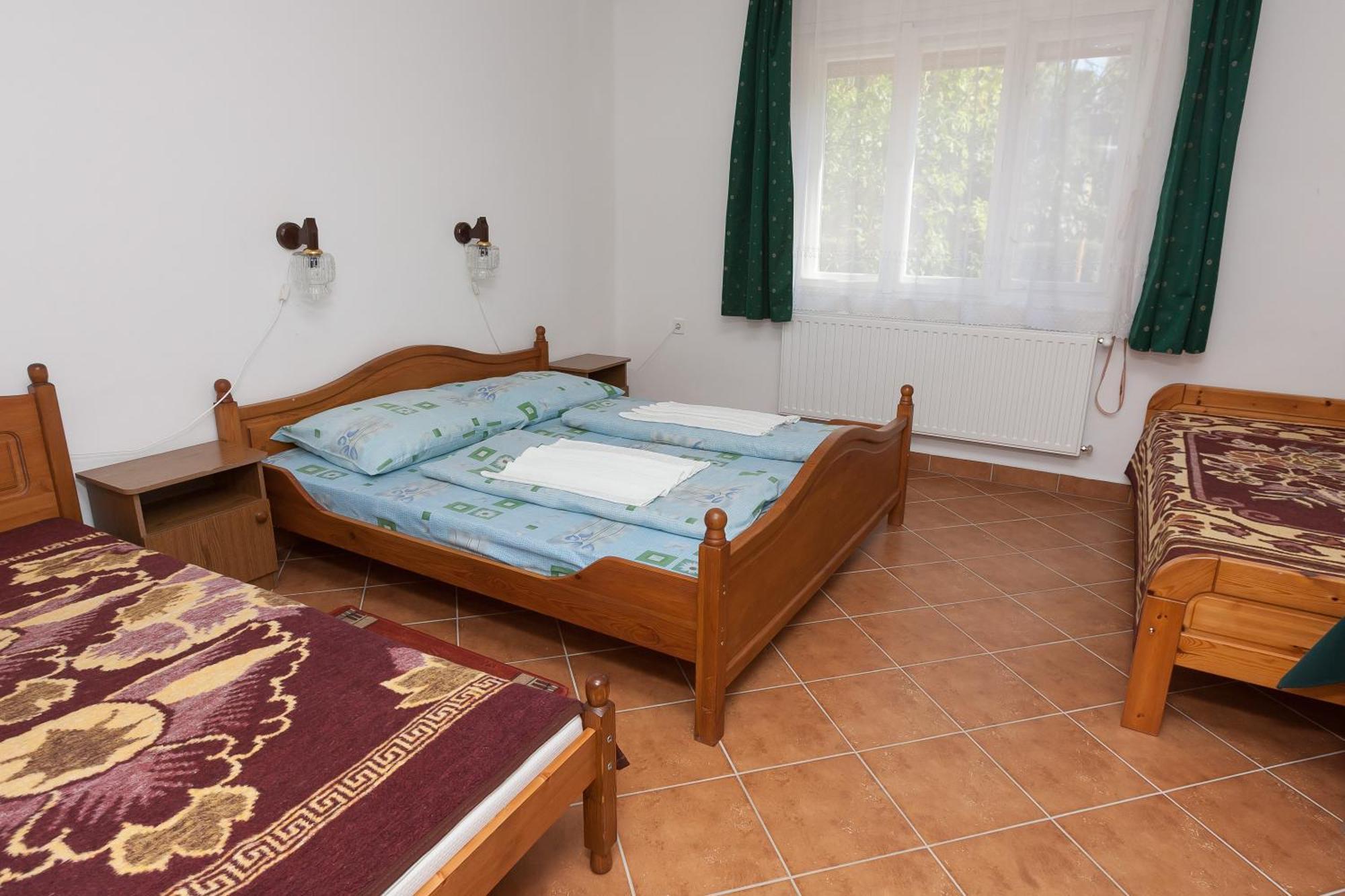 Paratlan Apartmanhaz Szilvásvárad Extérieur photo