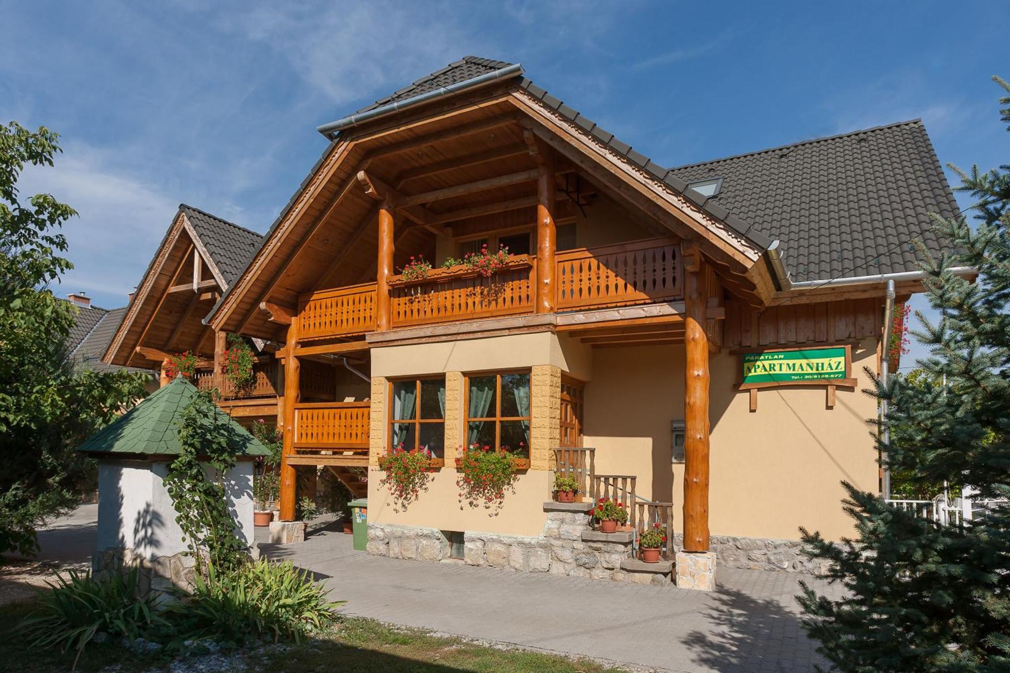 Paratlan Apartmanhaz Szilvásvárad Extérieur photo